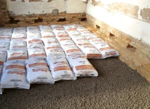 Vespaio-contro-terra-in-sacco-P3-11