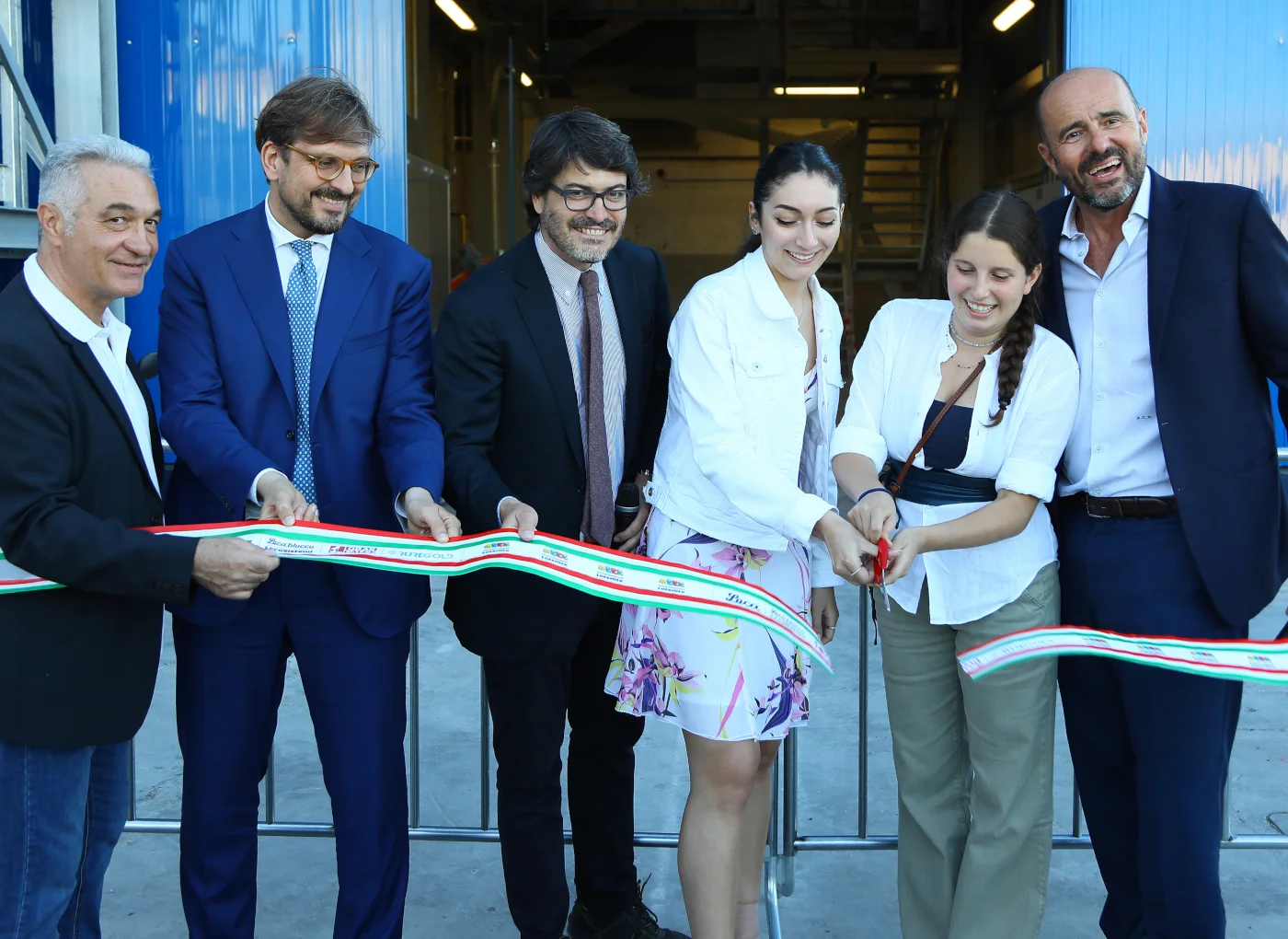 trezzo-nuovo-impianto-produzione-laterlite-taglio-nastro