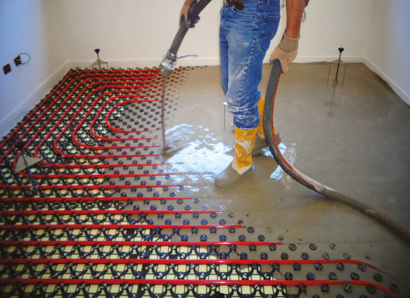 Riscaldamento a pavimento: massetto radiante in basso spessore