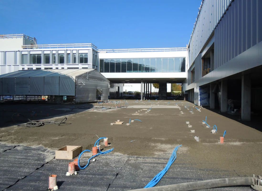 centro-commercial-ilife-etoy-alleggerimento