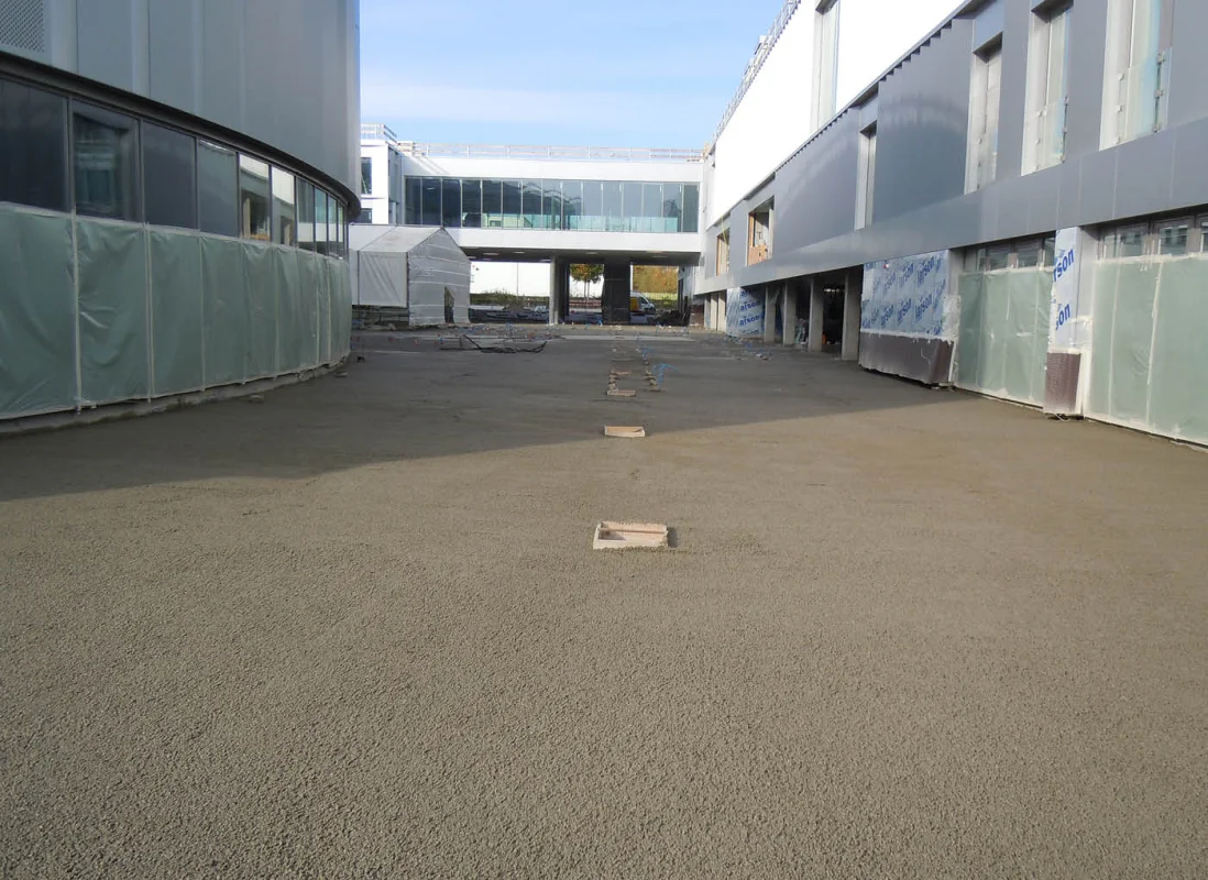 Centro commerciale iLife, Etoy, Svizzera