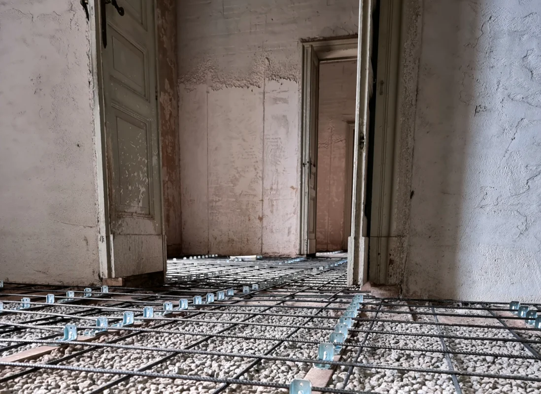 consolidamento-edificio-storico-calcestruzzi-strutturali-leggeri-connettore-centrostorico-acciaio-incollato-catania