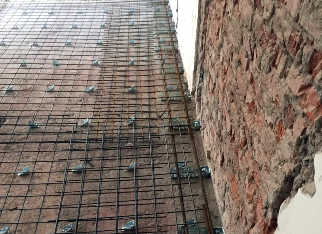 Consolidamento residenziale in zona Portello a Milano.