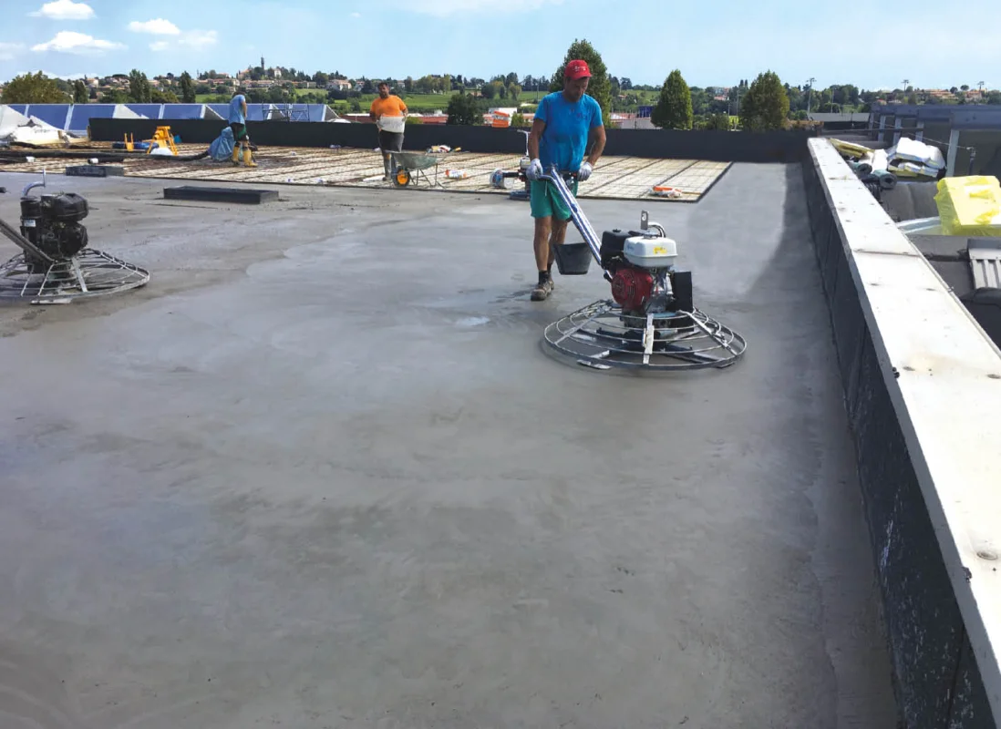 copertura-piana-praticabile-finitura-quarzo-AE10