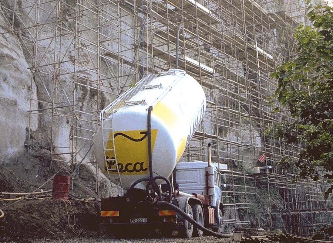 leca-riempimento-cavità-AG4