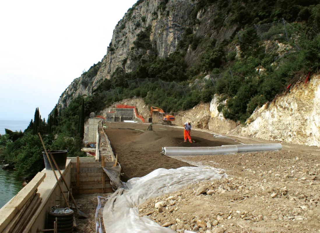 protezione-caduta-massi-argila-espansa-AG12-5