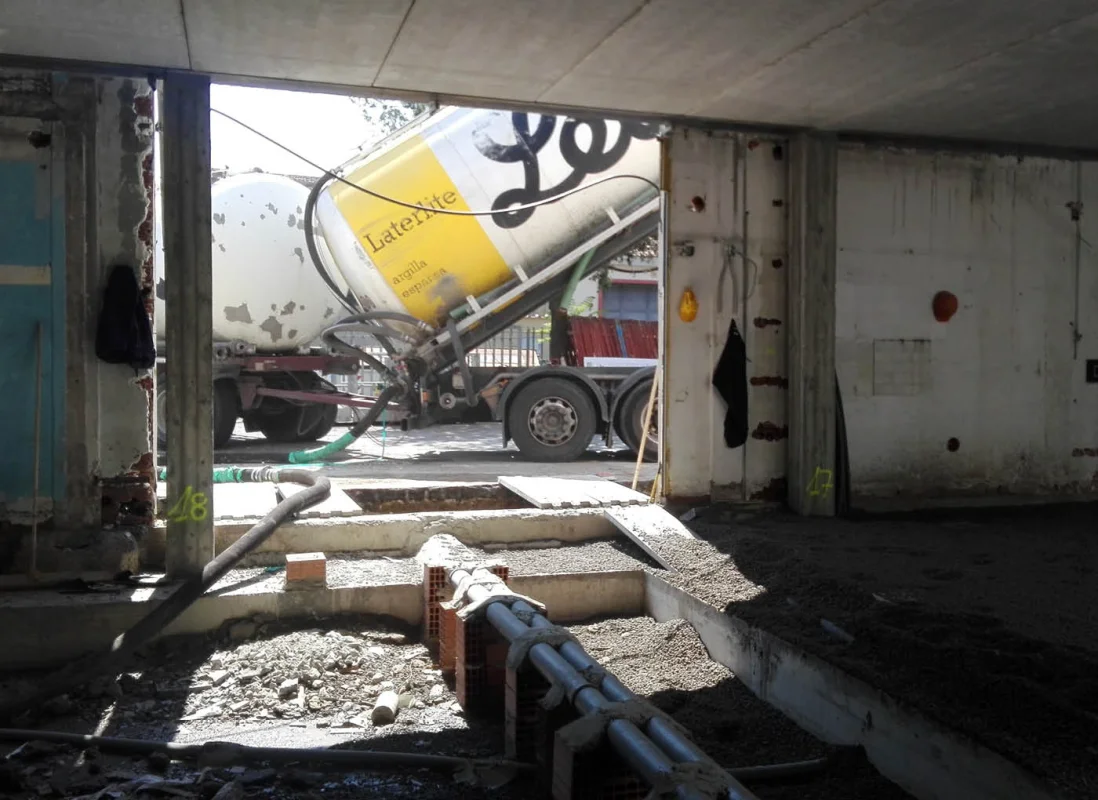 showroom-innocenti-firenze-leca-termopiù-vespaio-isolato-2