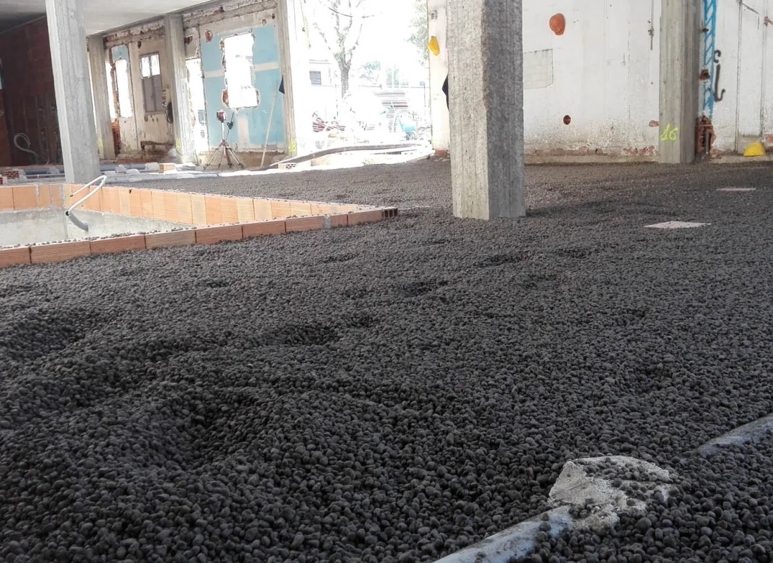 showroom-innocenti-firenze-leca-termopiù-vespaio-isolato-6