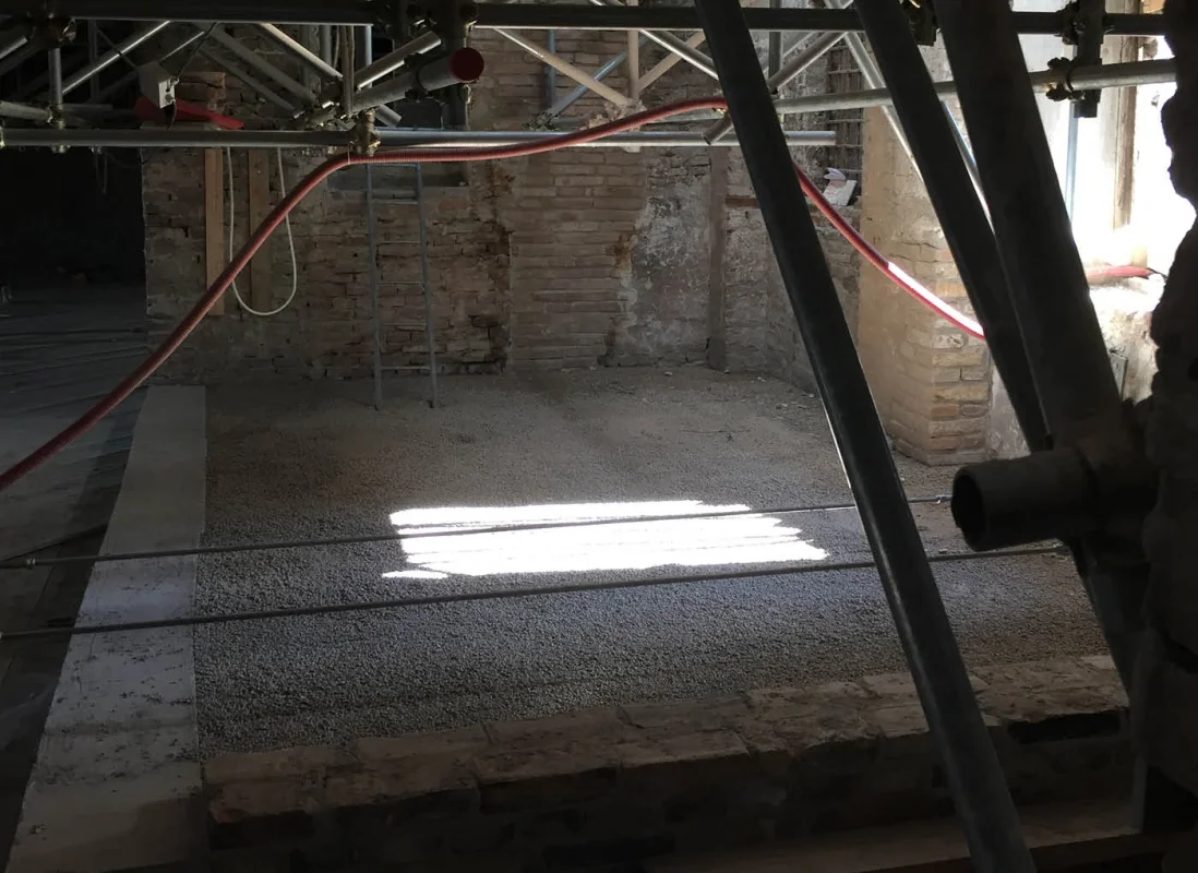 sottofondo-centroStorico-calce-palazzo-podestà-mantova