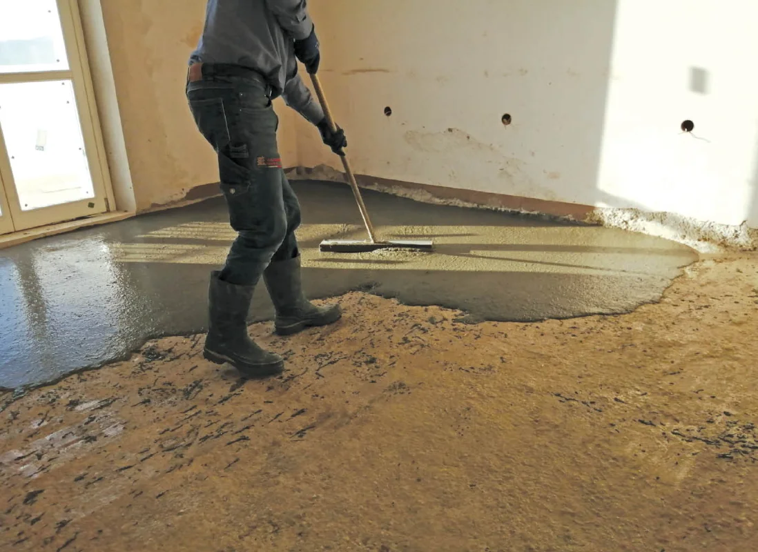 stesura-micro-calcestruzzo-centrostorico-P28-5